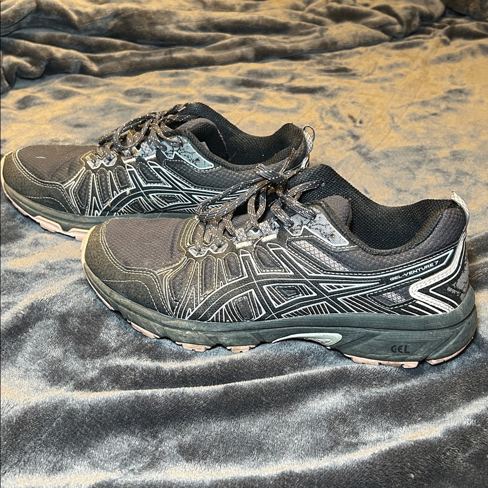 ASICS Gel-Venture 7 Women’s Running Shoes Size 9